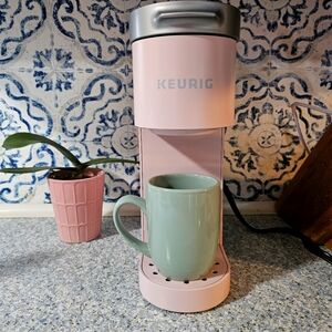 Keurig® K-Mini® Single-Serve K-Cup Pod® Coffee Maker Pink